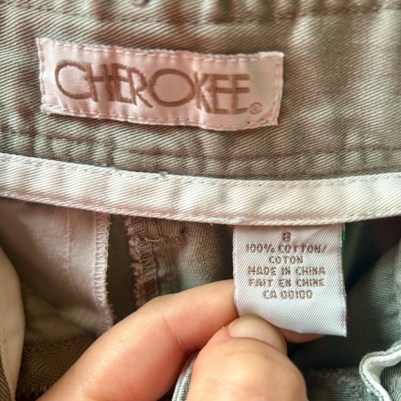 Vintage High-waist Shorts - Picture 5 of 9